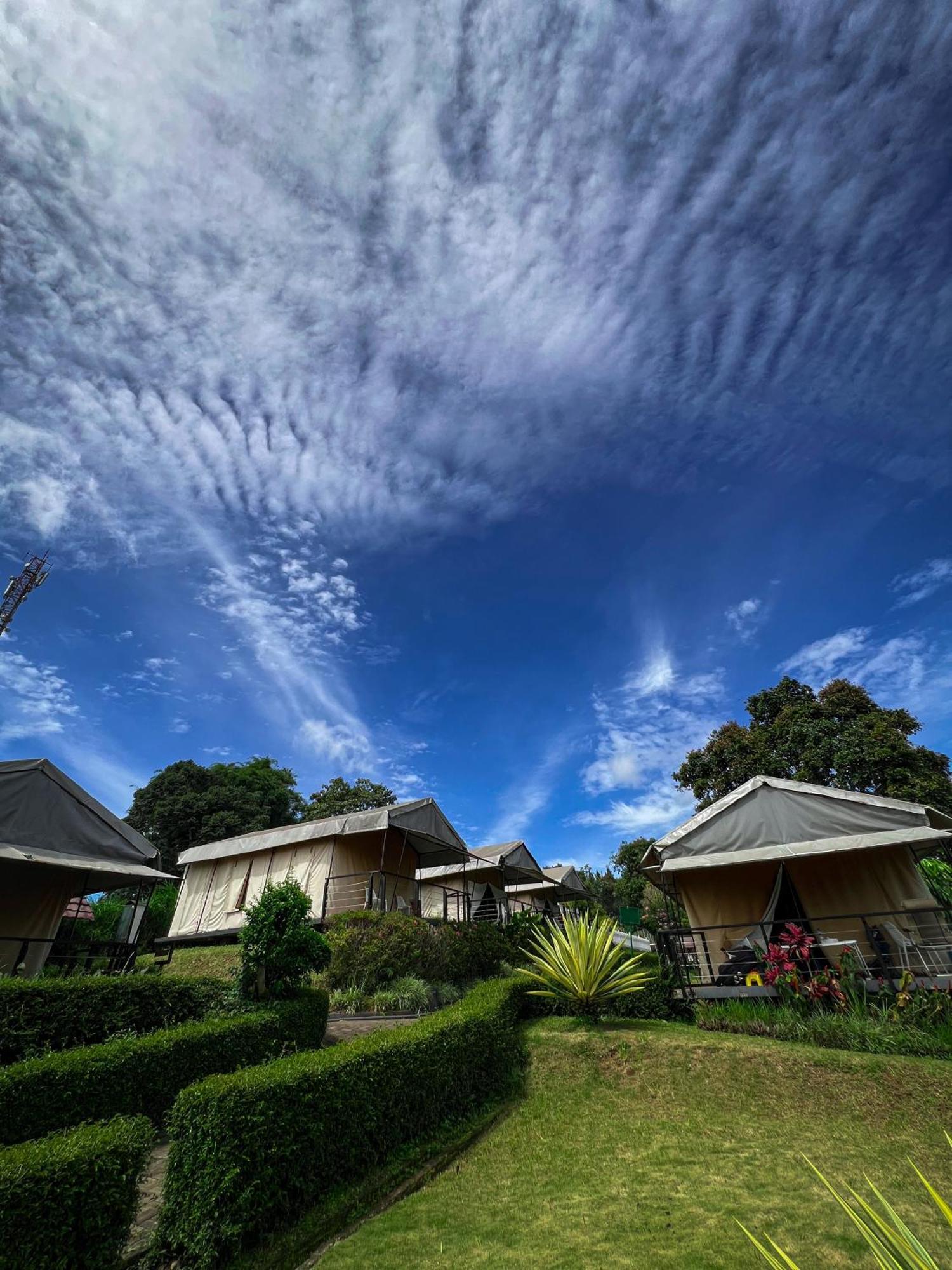 Trizara Resorts - Glam Camping Lembang Luaran gambar