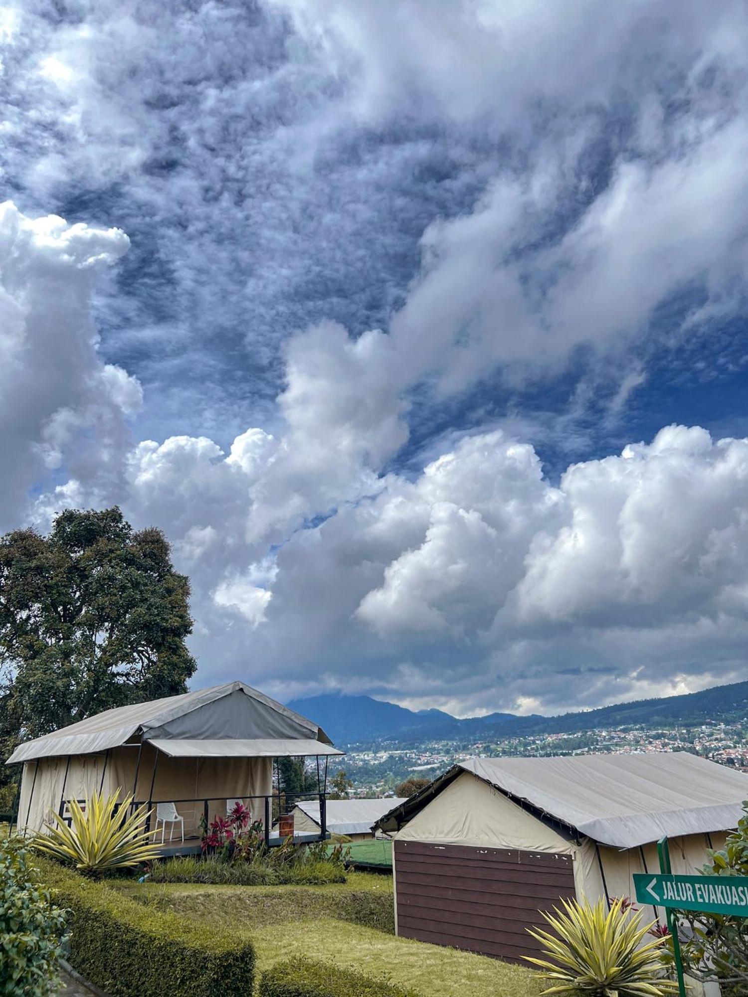 Trizara Resorts - Glam Camping Lembang Luaran gambar