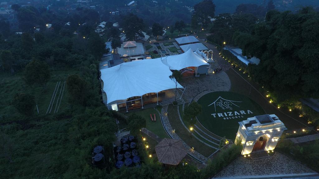 Trizara Resorts - Glam Camping Lembang Luaran gambar